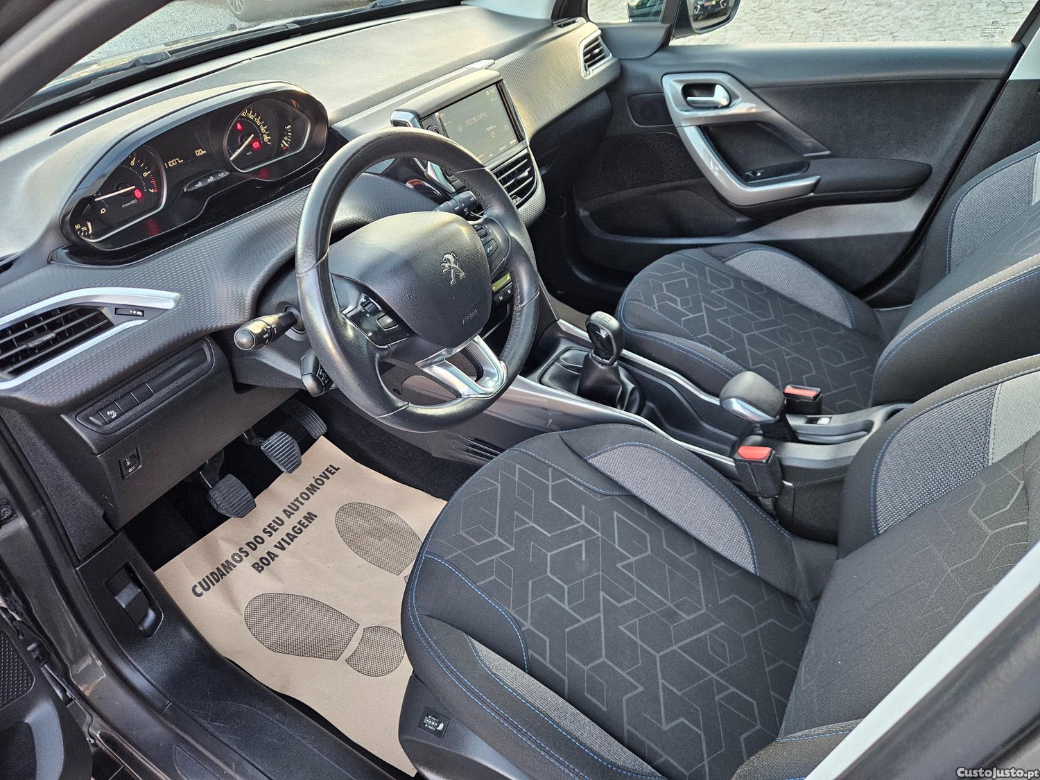 Peugeot 2008 1.2 Style — fotografia 12