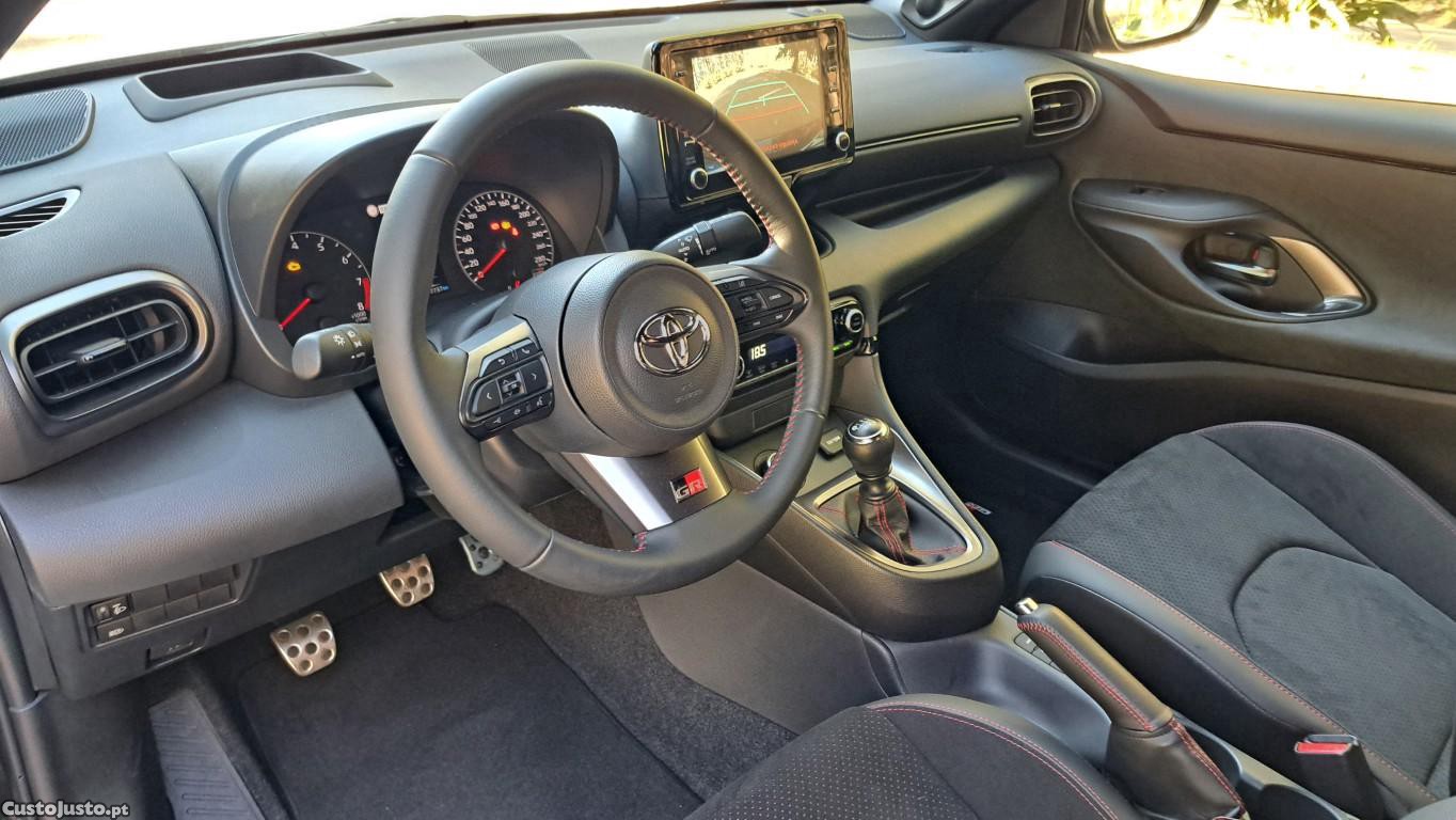 Toyota Yaris GR 1.6 T Extreme Premium (nacional c/ 10.500 km) — fotografia 7