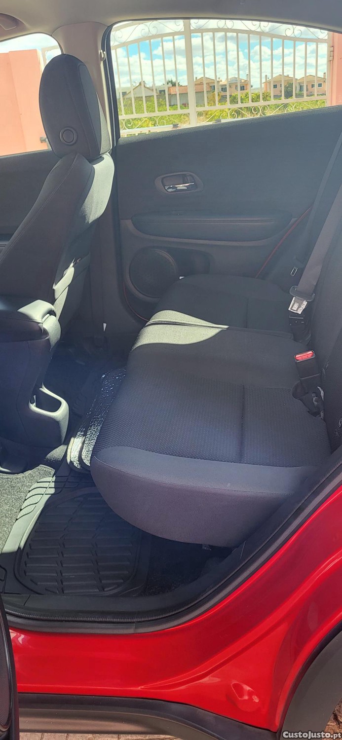 Honda HR-V TECH — photo 5