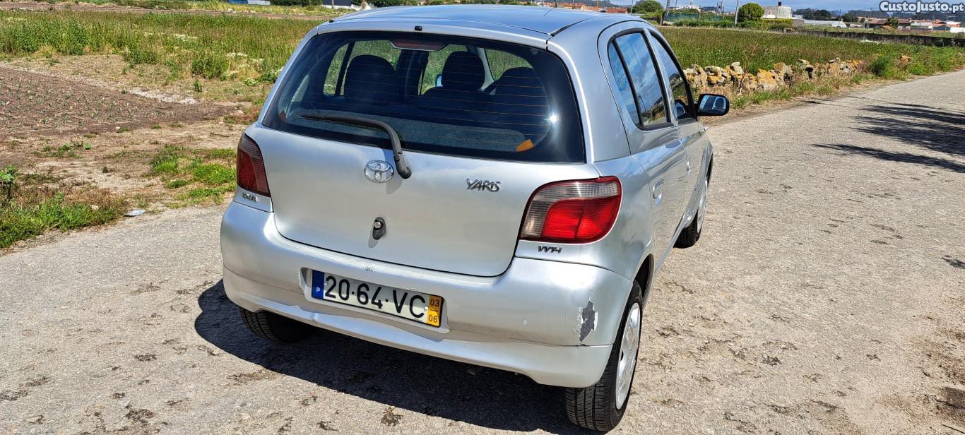 Toyota Yaris Sol 5P 1.0 (nacional apenas 155.000 km) — fotografia 9