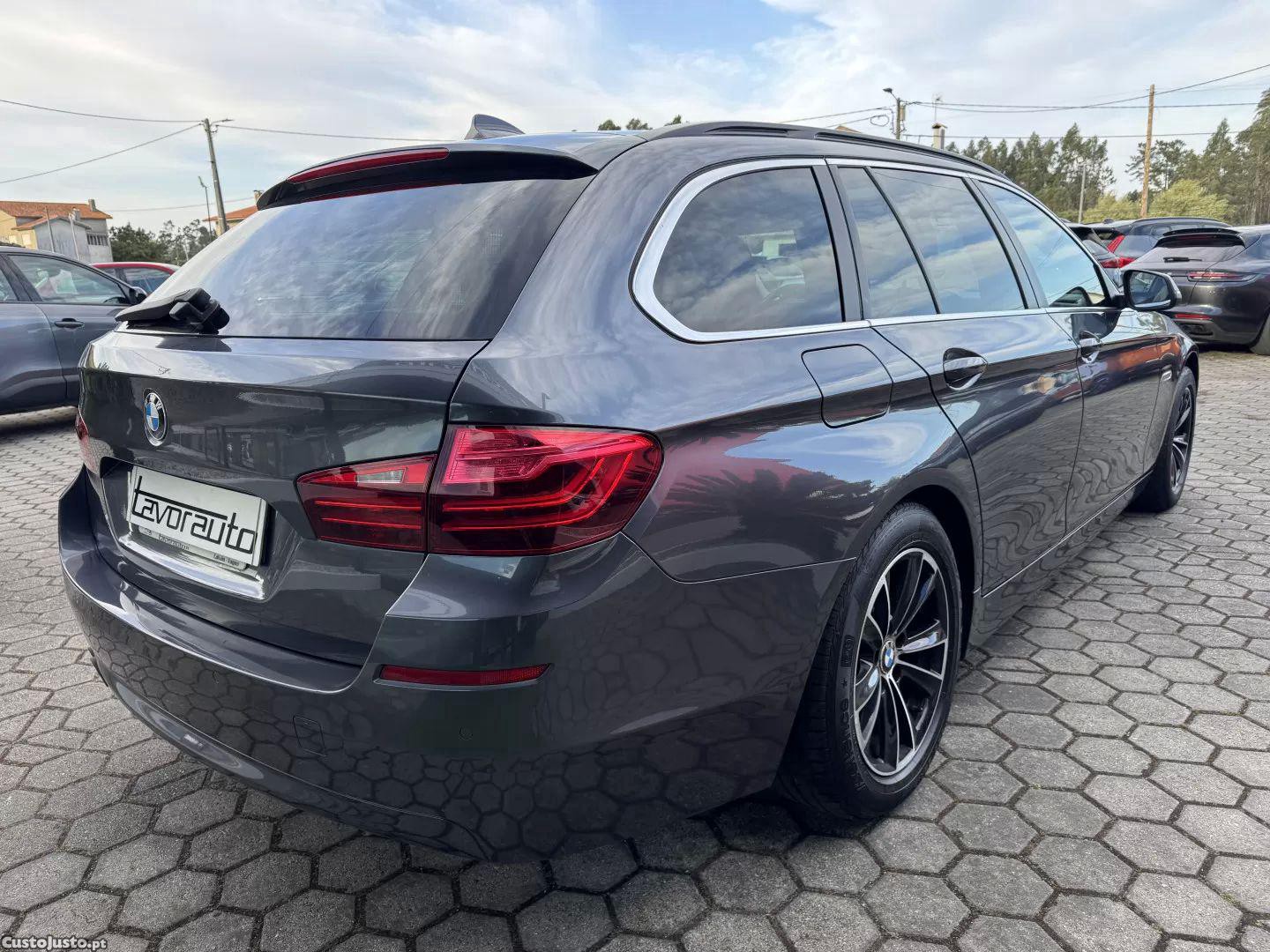 BMW 518 D line luxury — fotografia 25