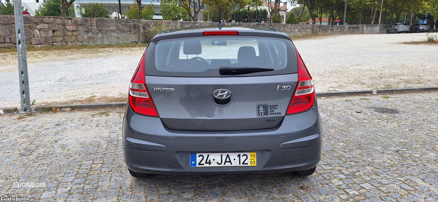 Hyundai i30 30 — fotografia 11