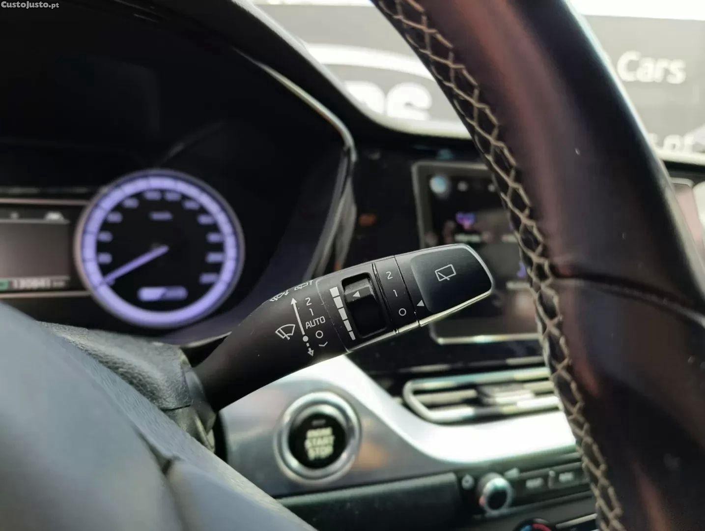 Kia Niro 1.6 gdi hev drive — fotografia 17