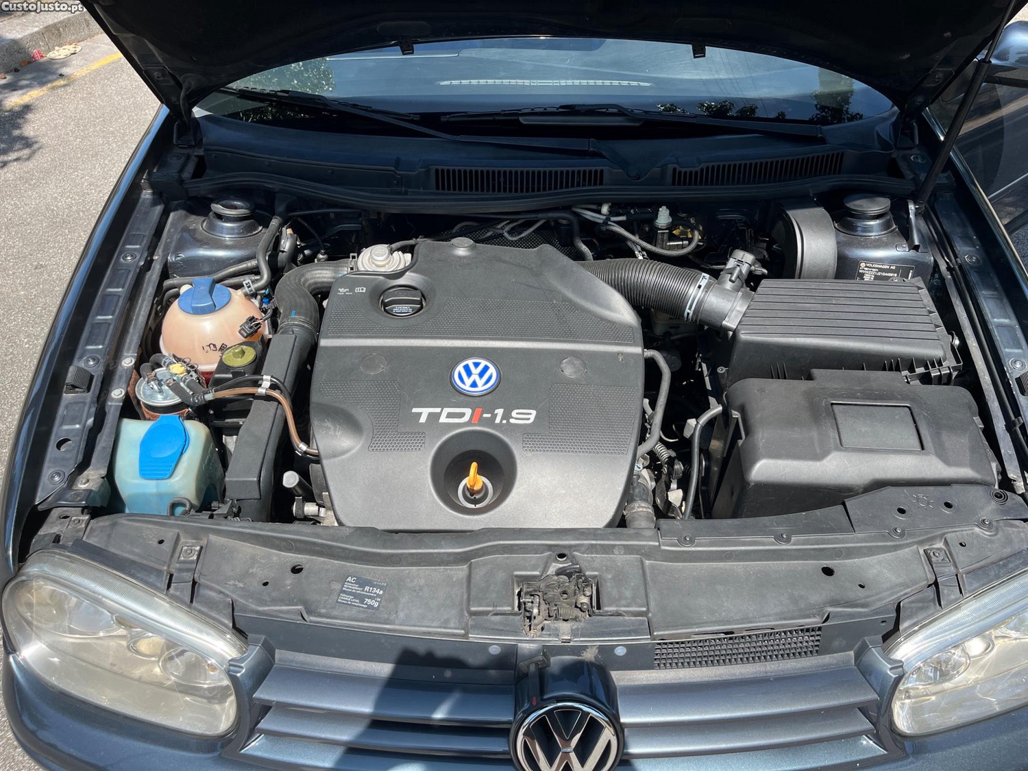 Volkswagen Golf 1.9 TDI 110 - 25 anos — fotografia 4