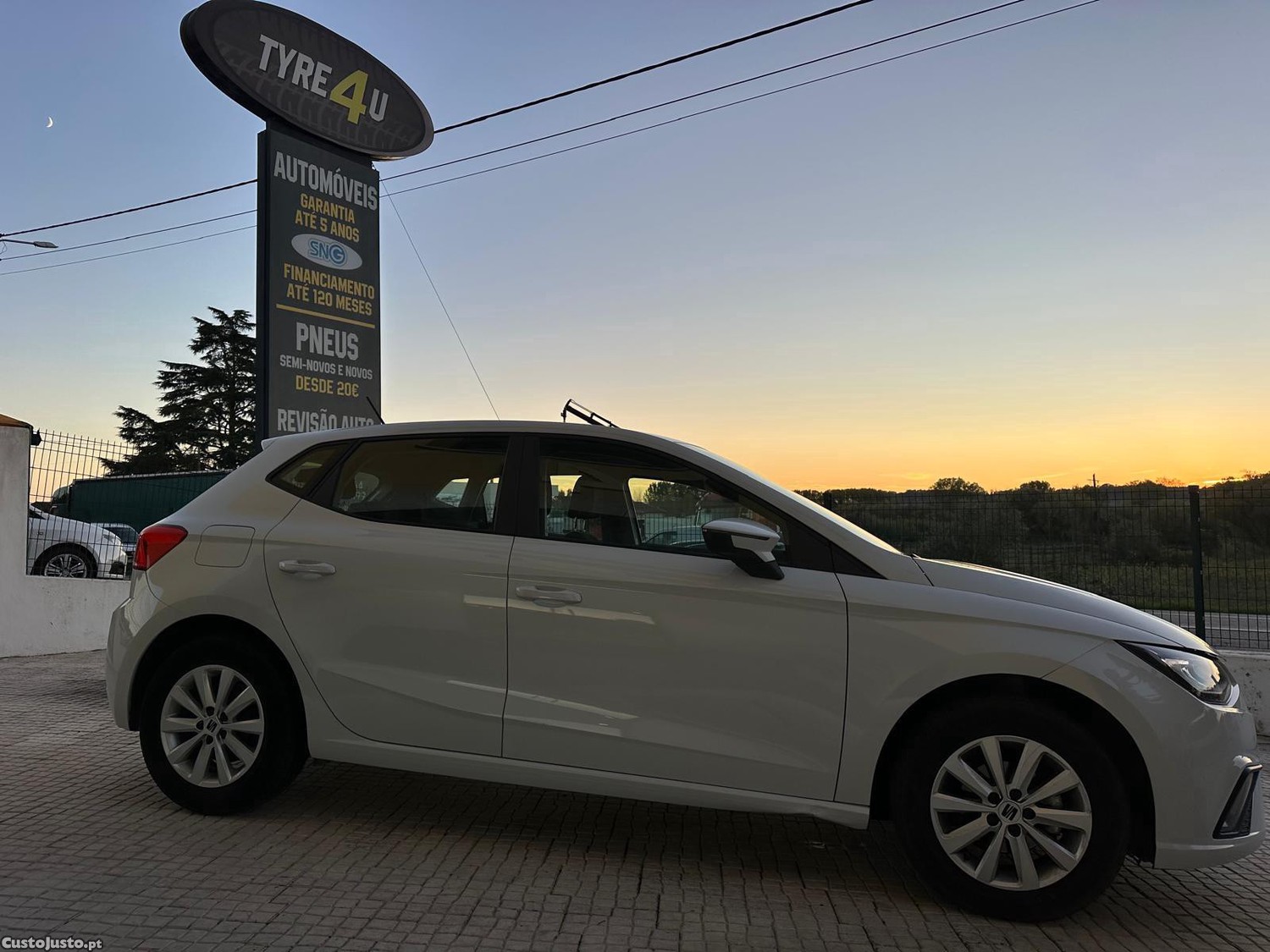 SEAT Ibiza 1.0 TSI Style — fotografia 11