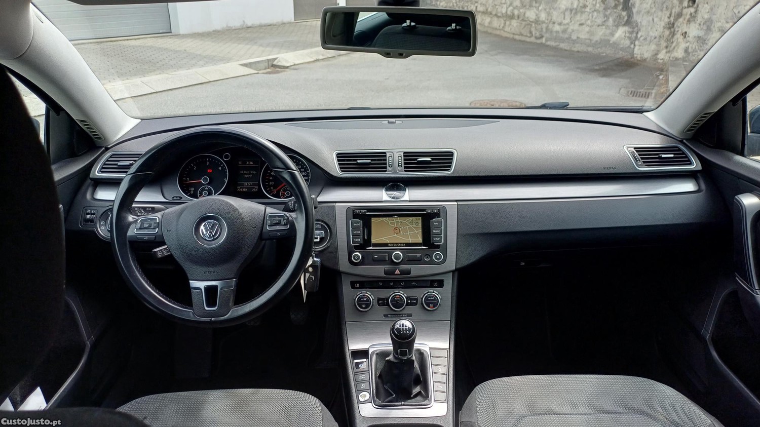 Volkswagen Passat 1.6 Tdi — fotografia 4