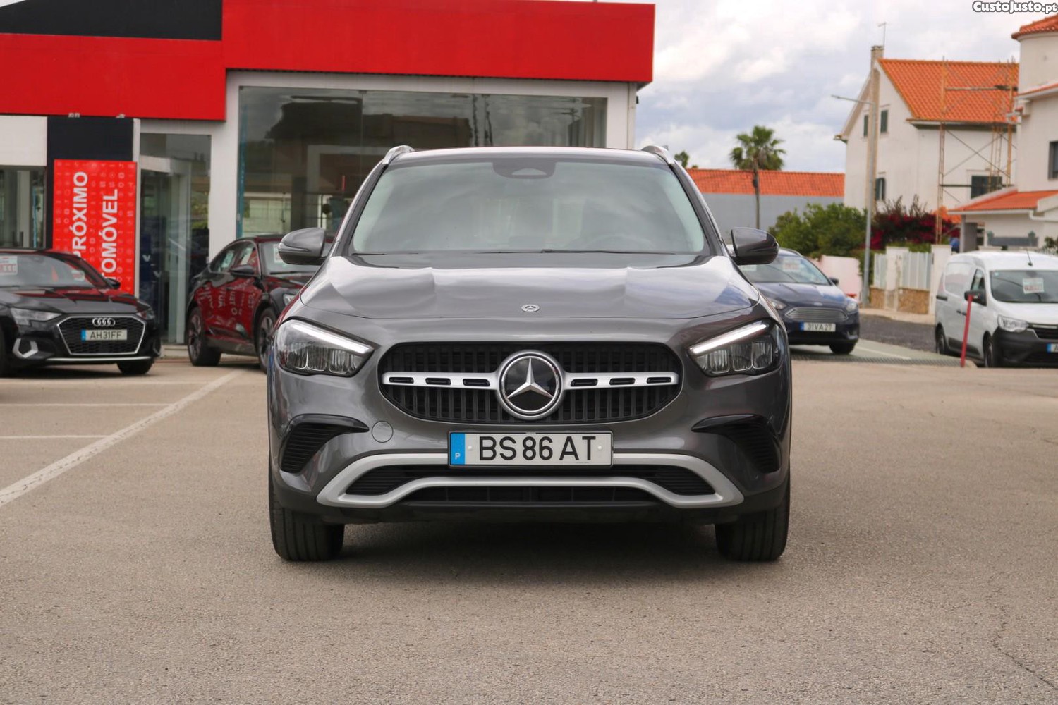 Mercedes-Benz GLA 180 180 d Auto — fotografia 57
