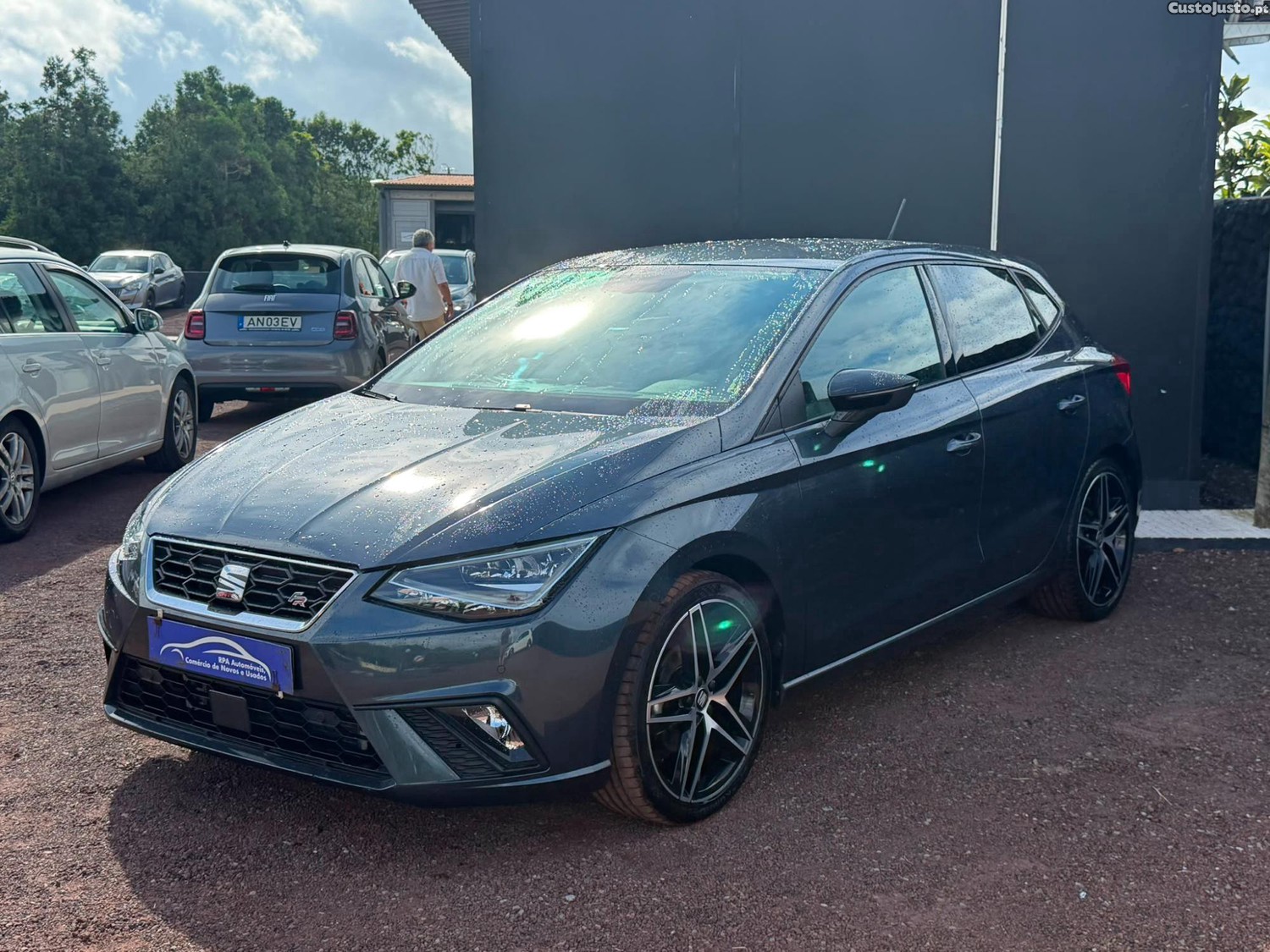 SEAT Ibiza FR PLUS 1.0 TSI 110CV — fotografia 8