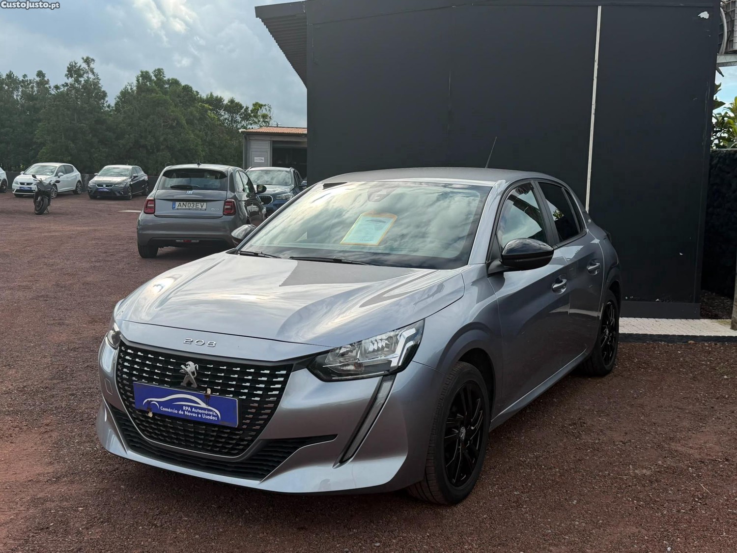 Peugeot 208 Active Pack — fotografia 8