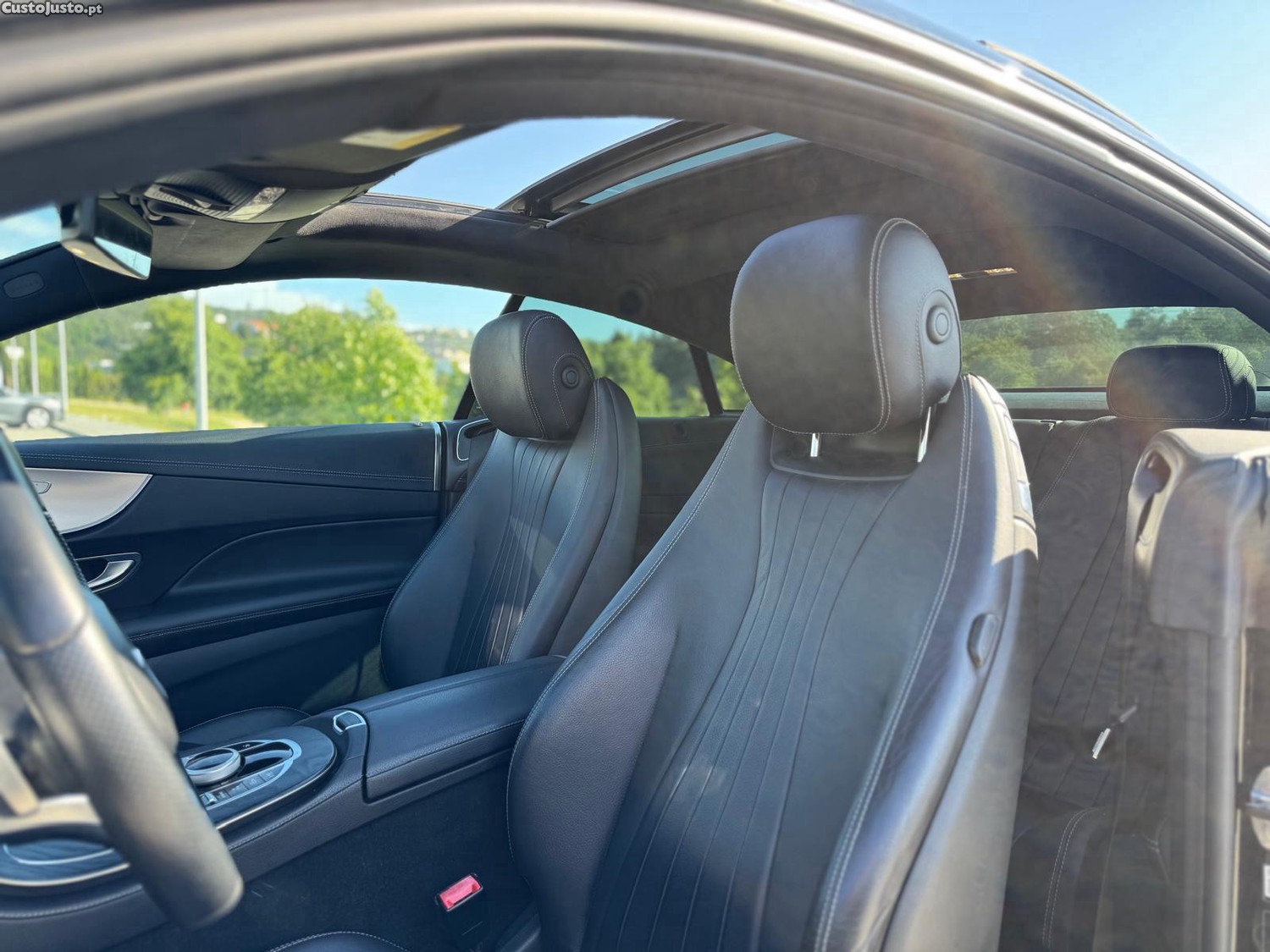 Mercedes-Benz E 220 Coupe 9G-TRONIC Line — fotografia 3