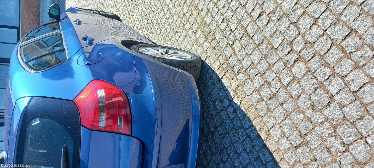 BMW 118 2.0 143cv — fotografia 5