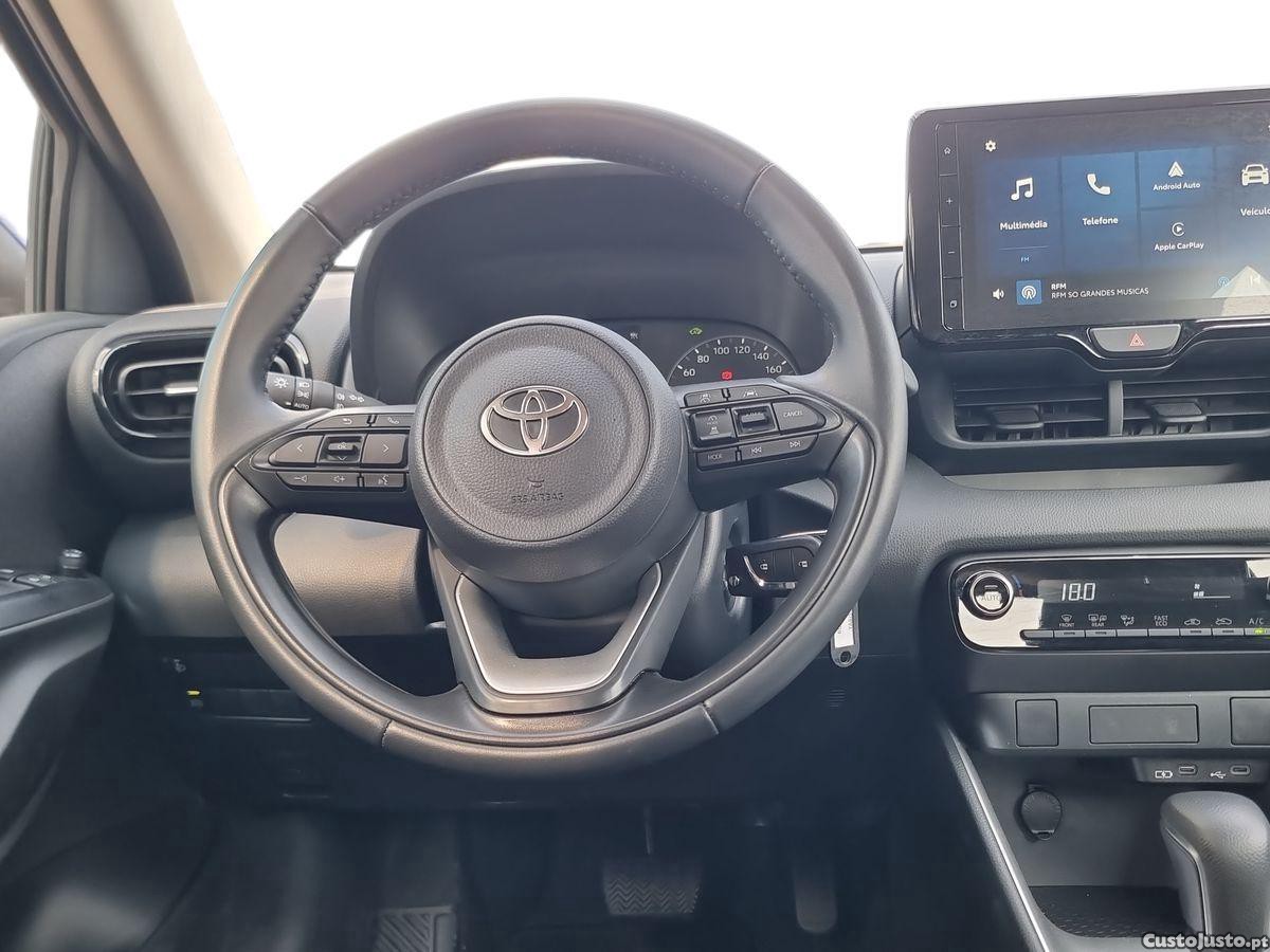 Toyota Yaris 1.5 HDF Comfort Plus — fotografia 7