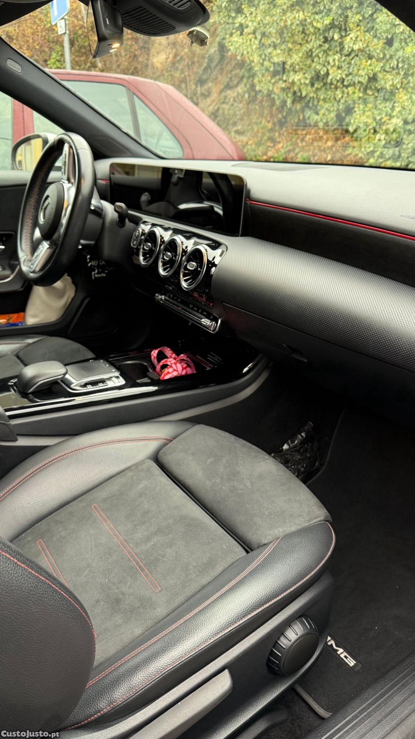 Mercedes-Benz A 200 AMG LINE — fotografia 3