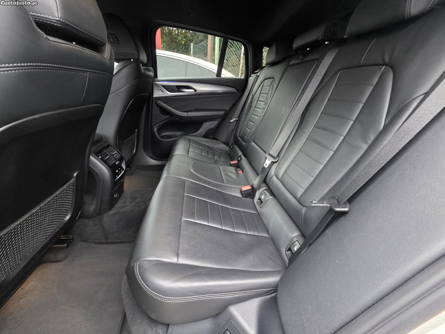 BMW X4 25 d xDrive Pack M Auto — fotografia 48