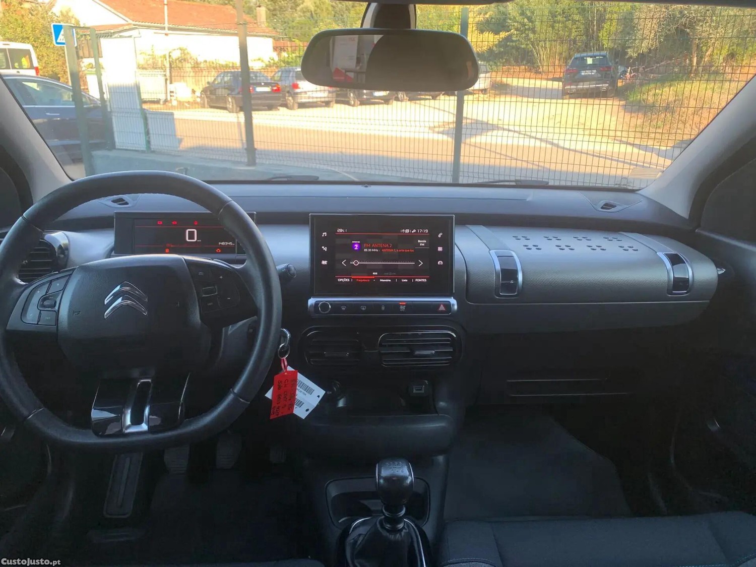 Citroën C4 1.5 BlueHDi Feel Pack — fotografia 17