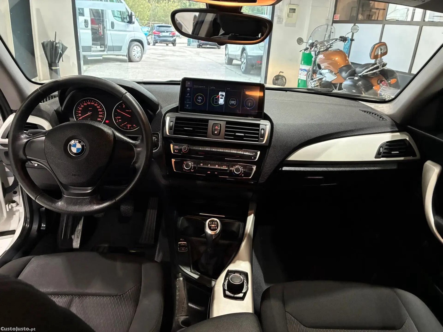 BMW 116 d Advantage — fotografia 6