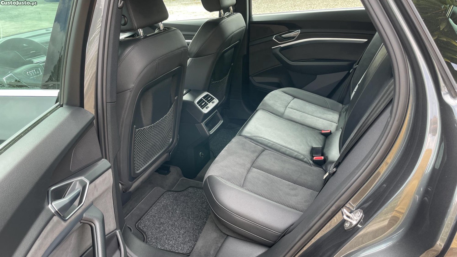 Audi e-tron 55 Sportback S-Line — fotografia 4