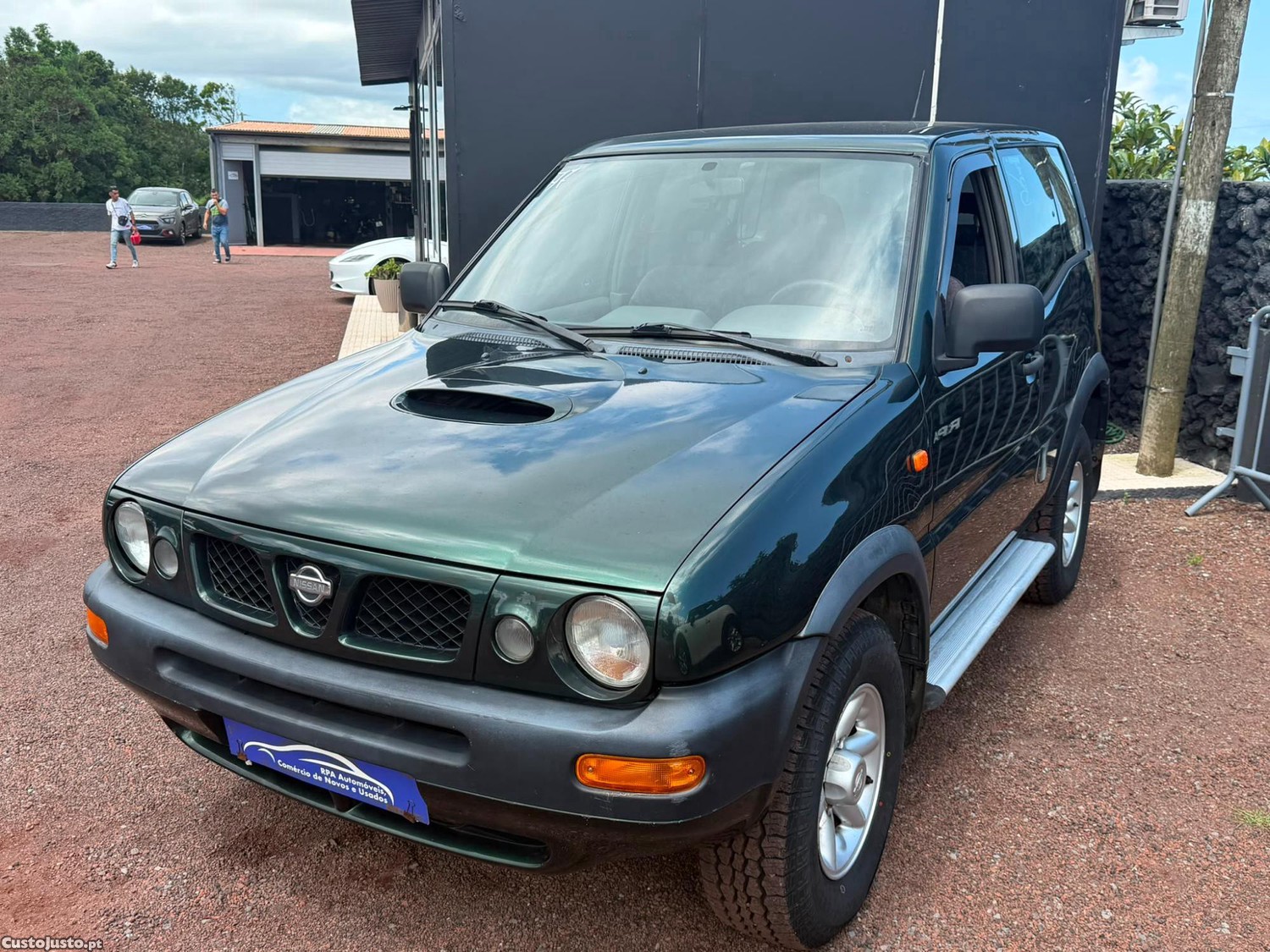 Nissan Terrano II 2.7 TD — photo 3