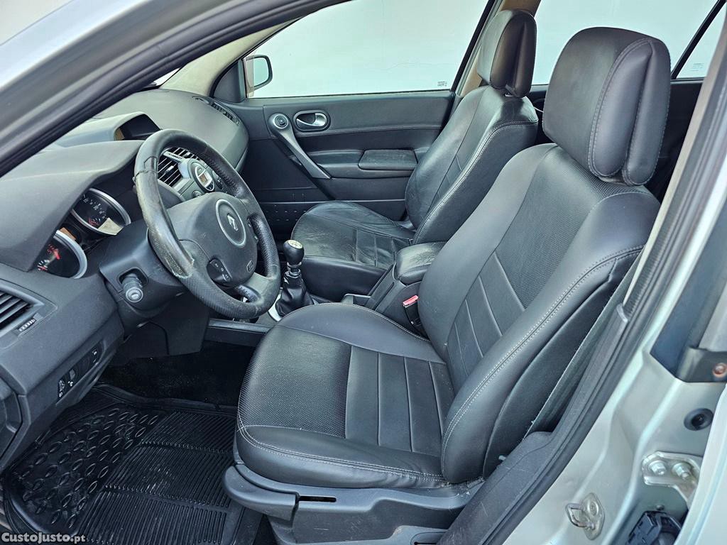 Renault Mégane 1.5Dci 106cv CX/6 SELO BARATO 03/2007 — fotografia 7