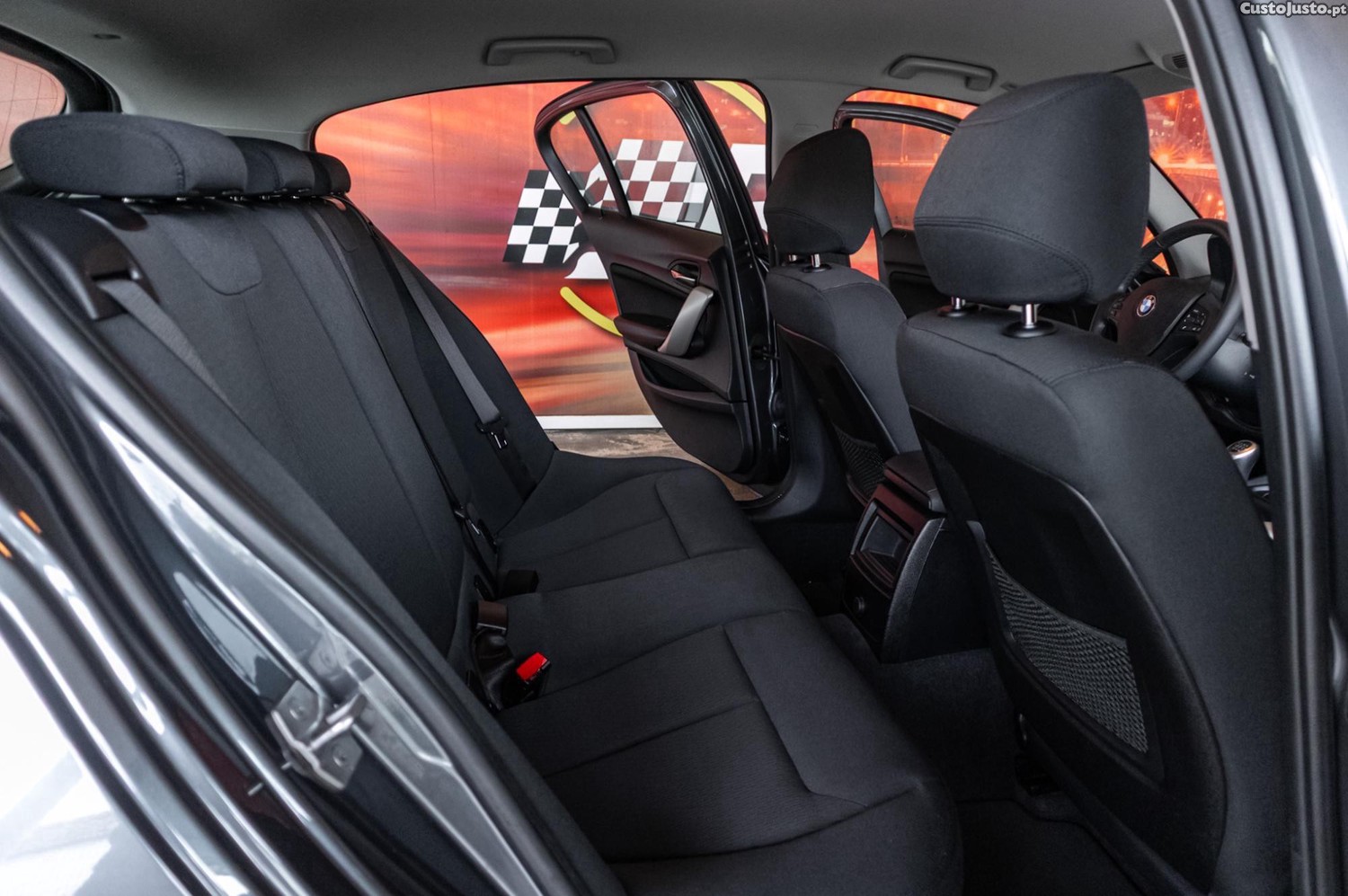 BMW 116 d Advantage — fotografia 3