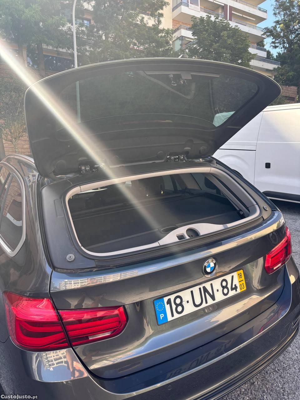 BMW 318 Line Sport — fotografia 6