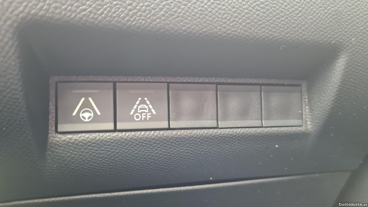 Peugeot 2008 1.5 BlueHDi GT EAT8 — fotografia 18
