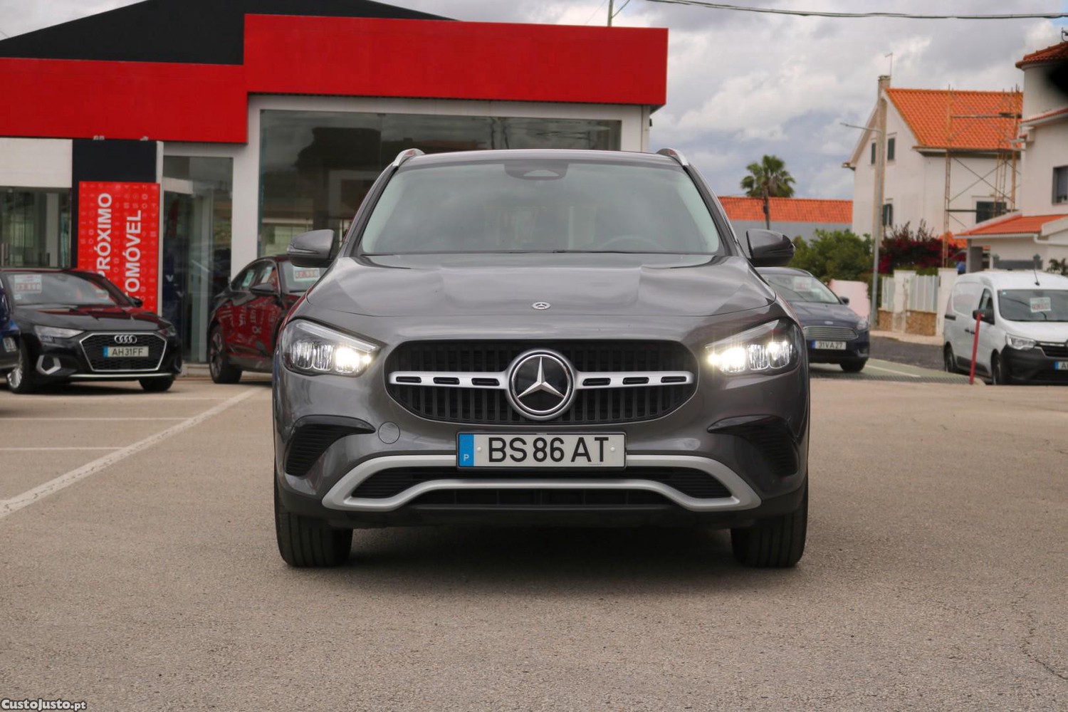 Mercedes-Benz GLA 180 180 d Auto — fotografia 56