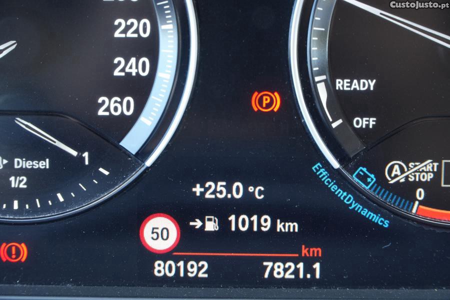 BMW X1 16 d sDrive Advantag — fotografia 5