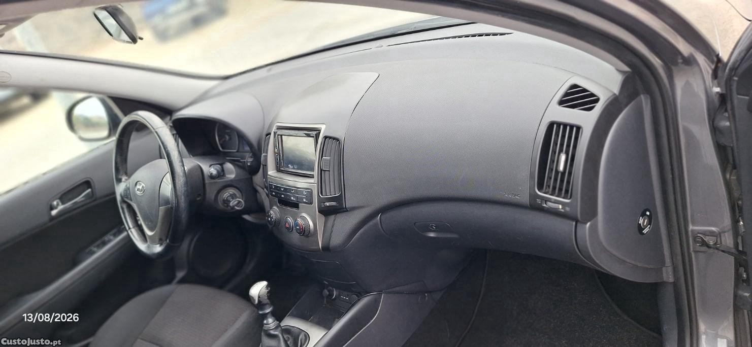 Hyundai i30 30 — fotografia 10