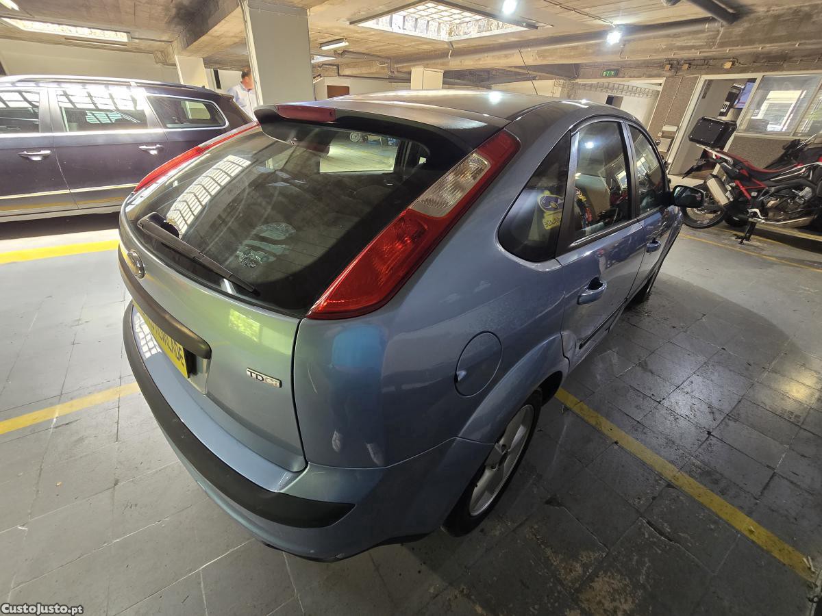 Ford Focus 1.6 TDCI — fotografia 9