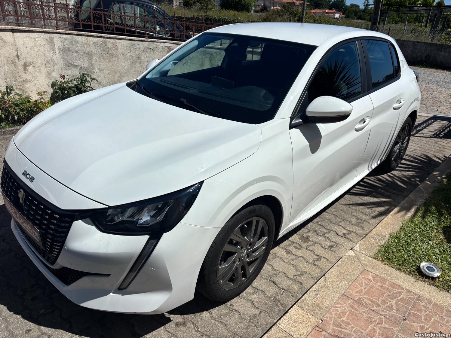 Peugeot 208 1.5 bluehdi active pack - 21 — photo 2