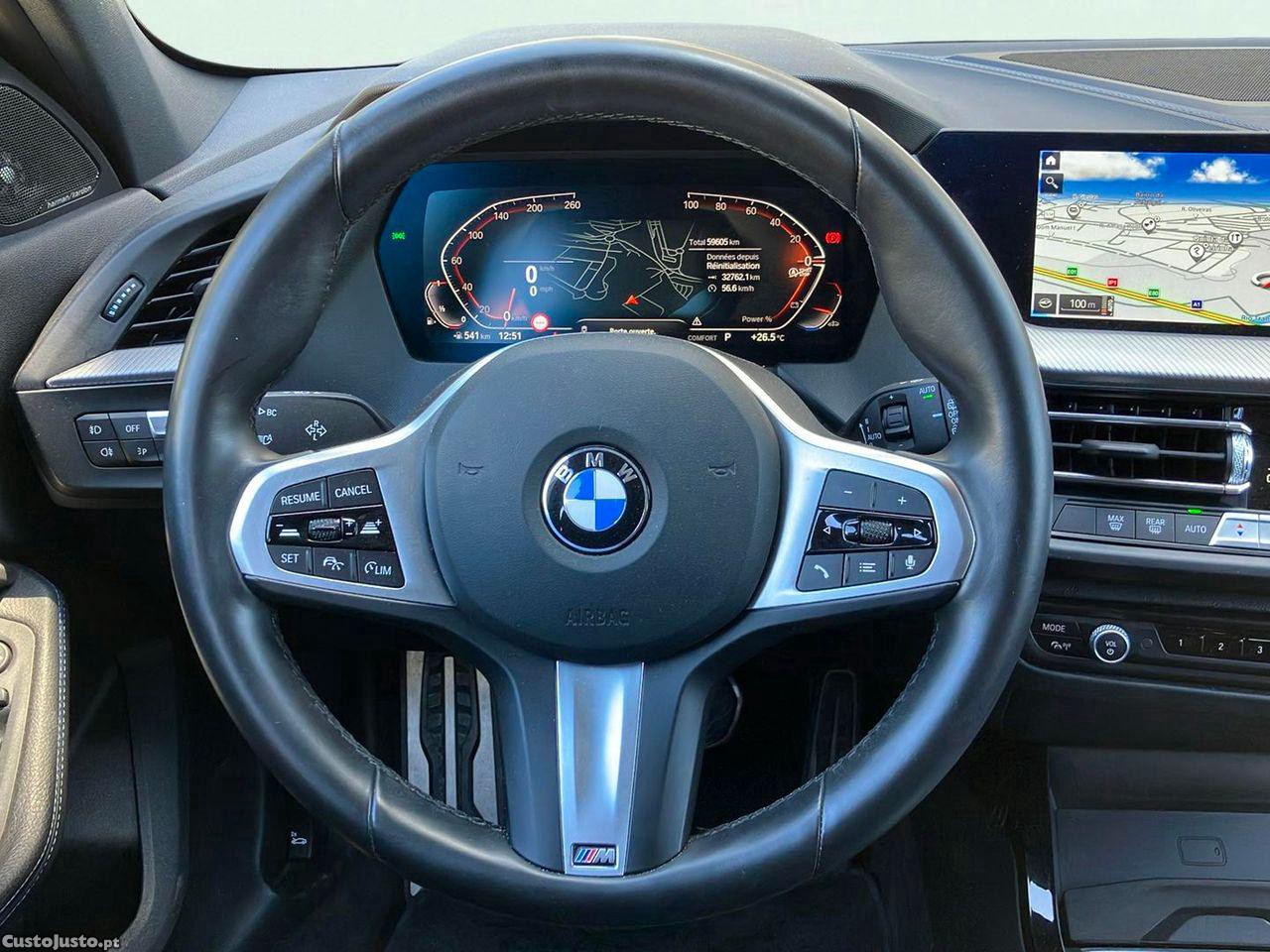 BMW 118 i Pack Desportivo M Auto — fotografia 9