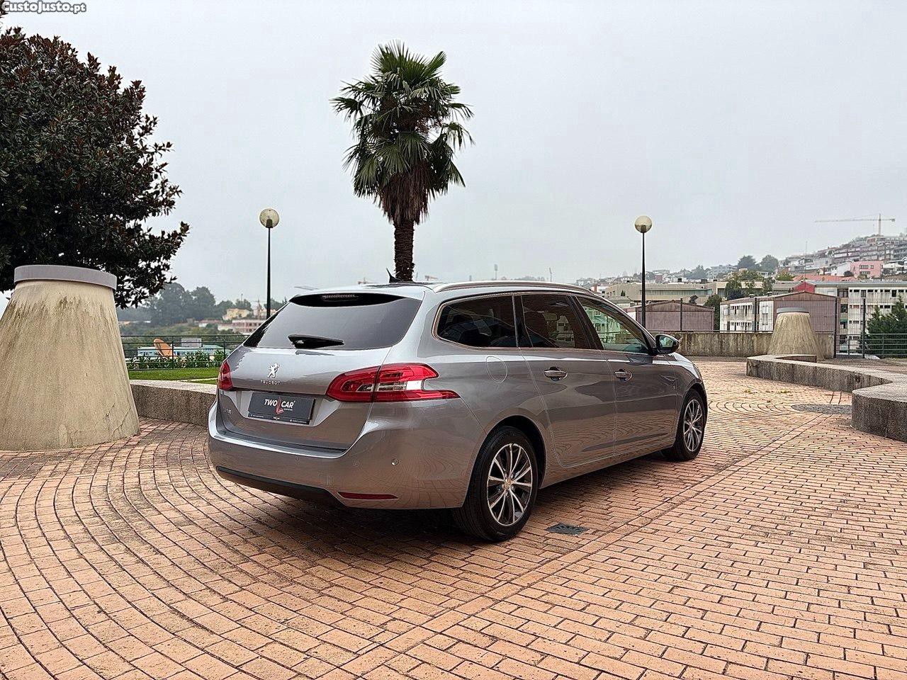 Peugeot 308 SW ALLURE EAT6 1.6HDI 120CV — fotografia 8