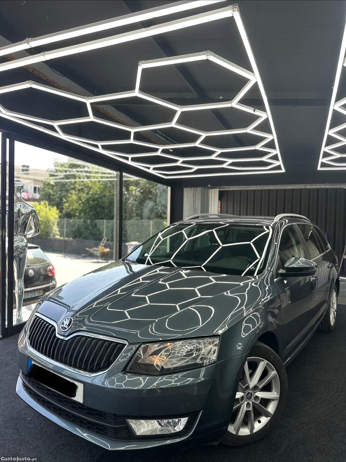 Skoda Octavia 2016 — fotografia 5