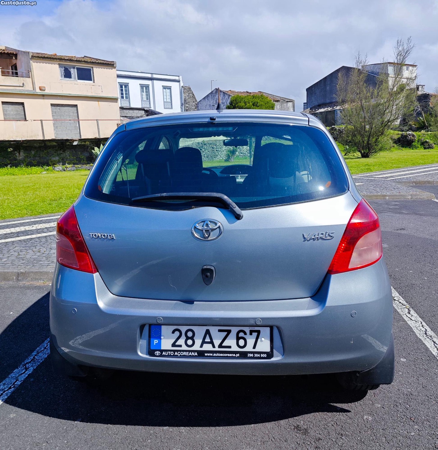 Toyota Yaris 1.0 VVT-i — fotografia 8