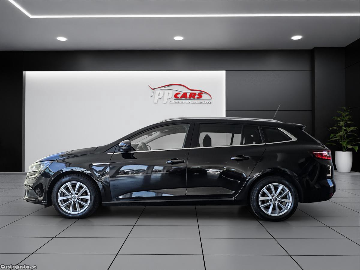 Renault Mégane Estate 1.5 dCi eco2 — fotografia 14