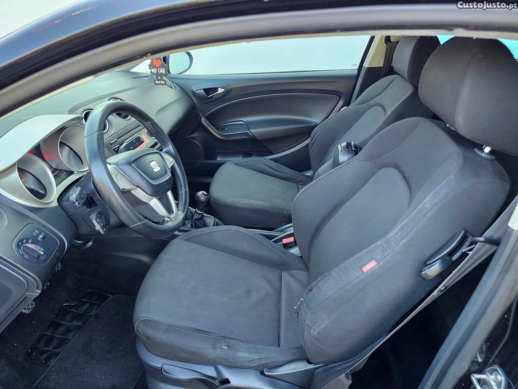 SEAT Ibiza Sport 1.4Tdi 80cv 06/2009 — fotografia 6