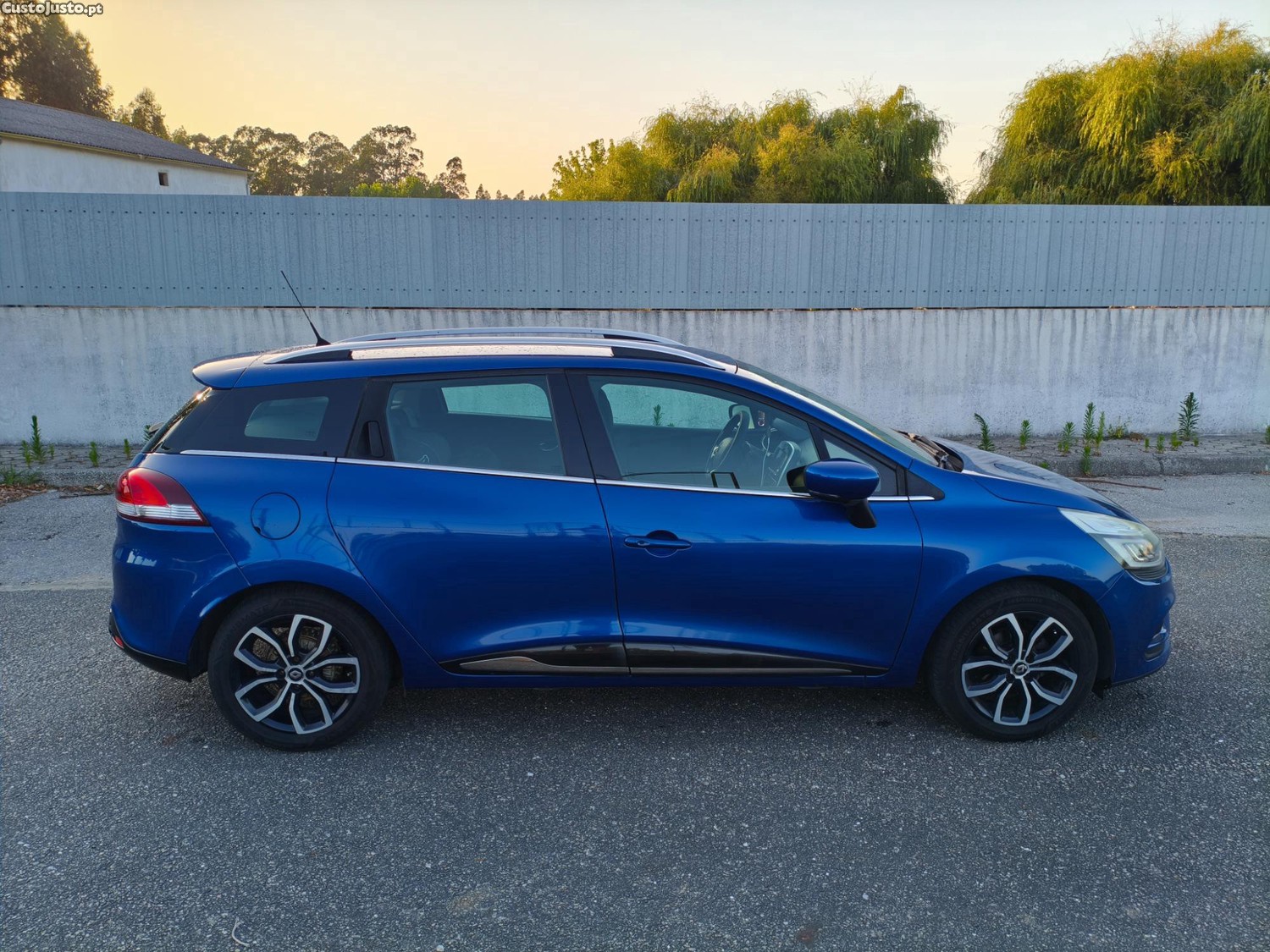 Renault Clio Sport Tourer 1.5 dCi 90 CV INTENS — photo 2