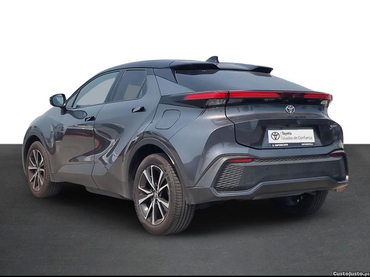 Toyota C-HR 2.0 HDF Plug-in Square Collection — fotografia 14