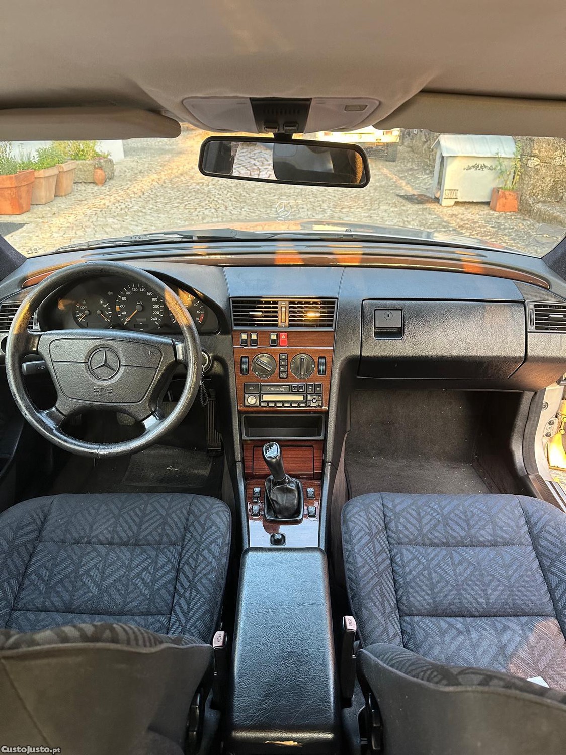 Mercedes-Benz C 200 Elegance — fotografia 6