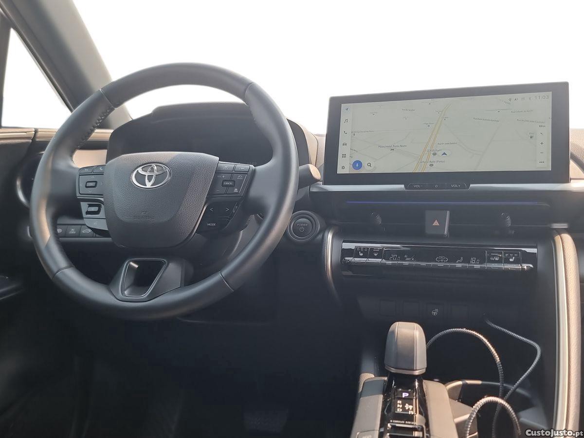 Toyota C-HR 2.0 HDF Plug-in Lounge — fotografia 9