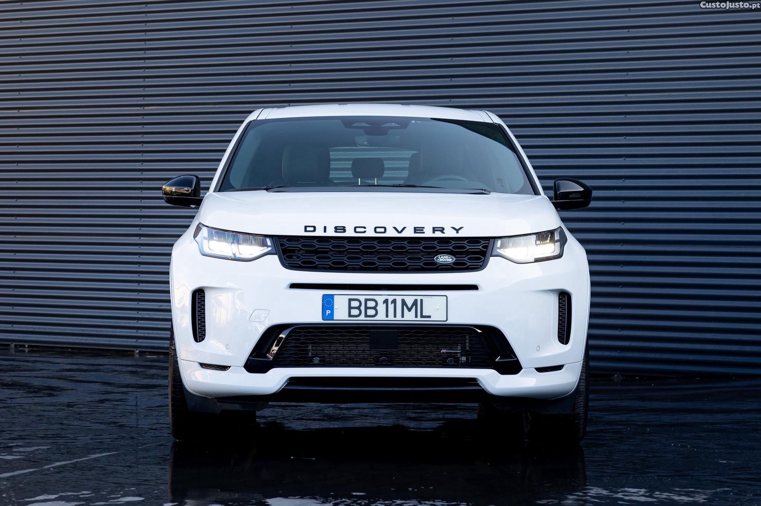Land Rover Discovery Sport 1.5 I3 P300e AWD R-Dynamic S — fotografia 26