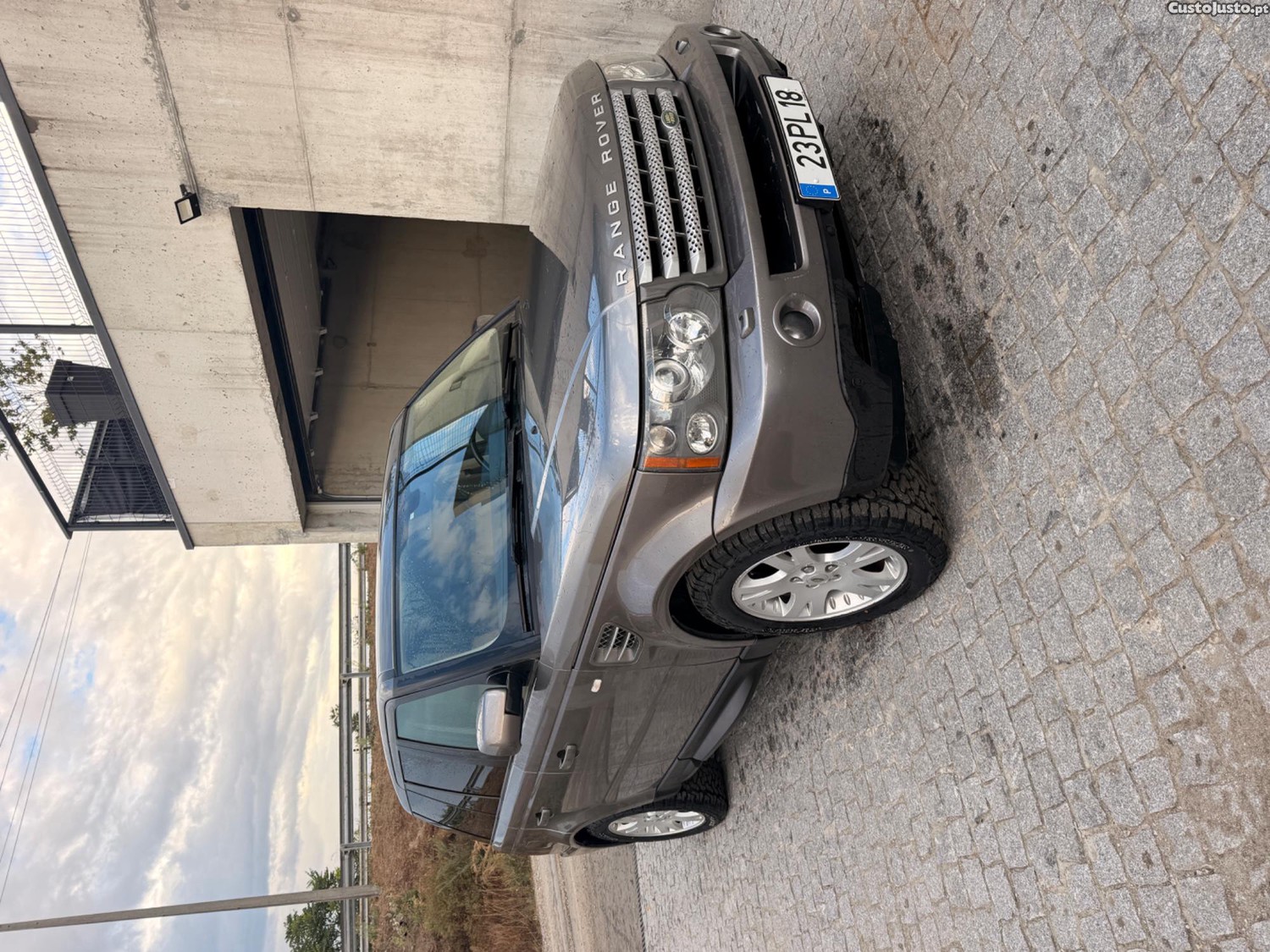 Land Rover Serie III TDV8 v8 bi turbo diesel — fotografia 5