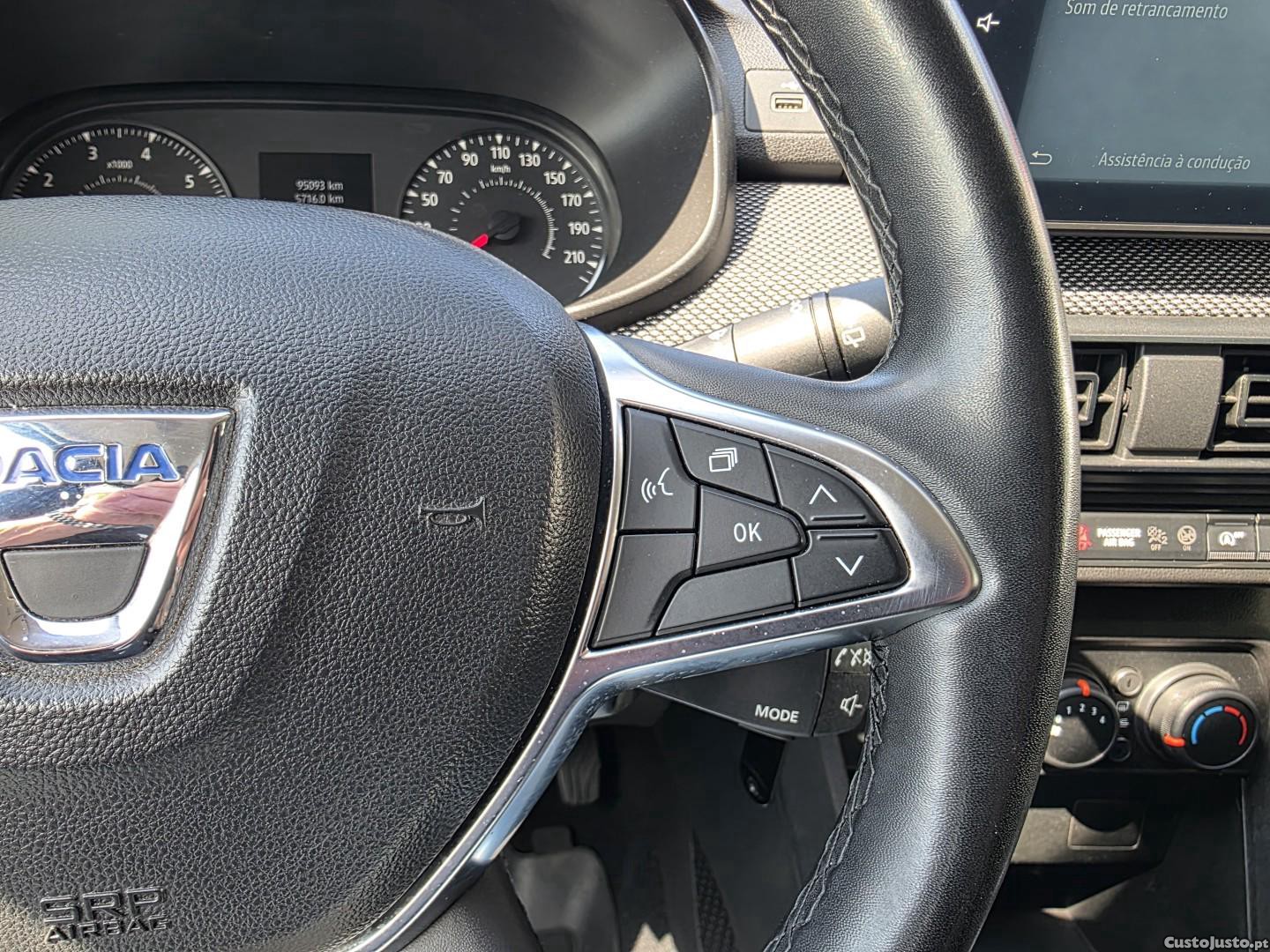 Dacia Sandero 1.0 TCe Comfort — fotografia 9