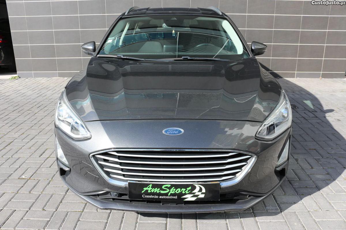 Ford Focus SW 1.5 TDCi EcoBlue Connected — fotografia 22