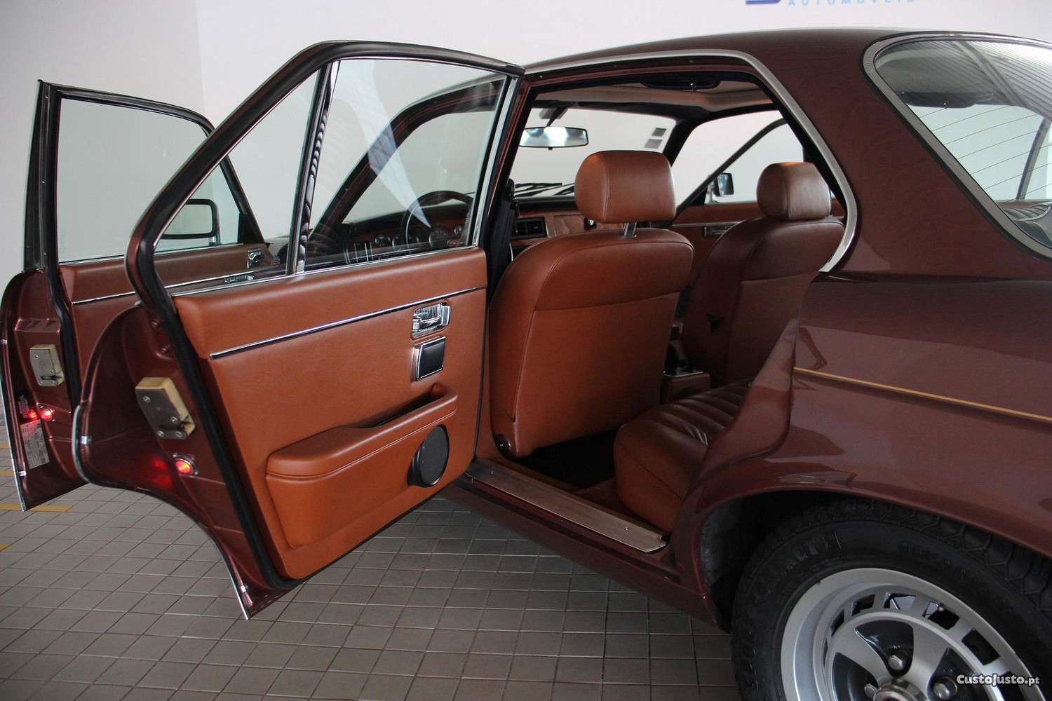Jaguar XJ6 Series III — fotografia 3