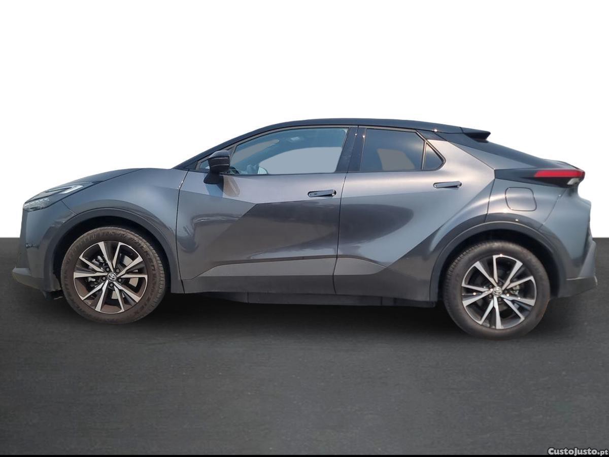 Toyota C-HR 2.0 HDF Plug-in Square Collection — fotografia 13