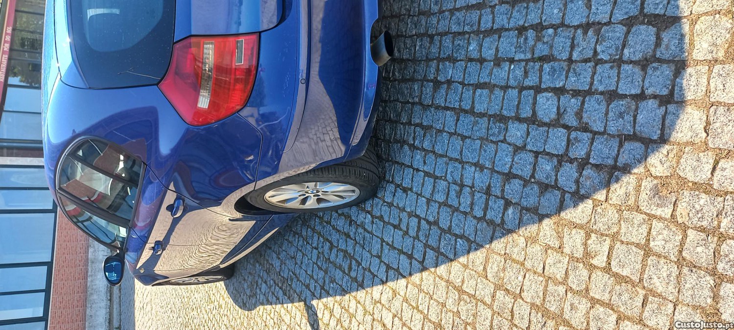 BMW 118 2.0 143cv — fotografia 6