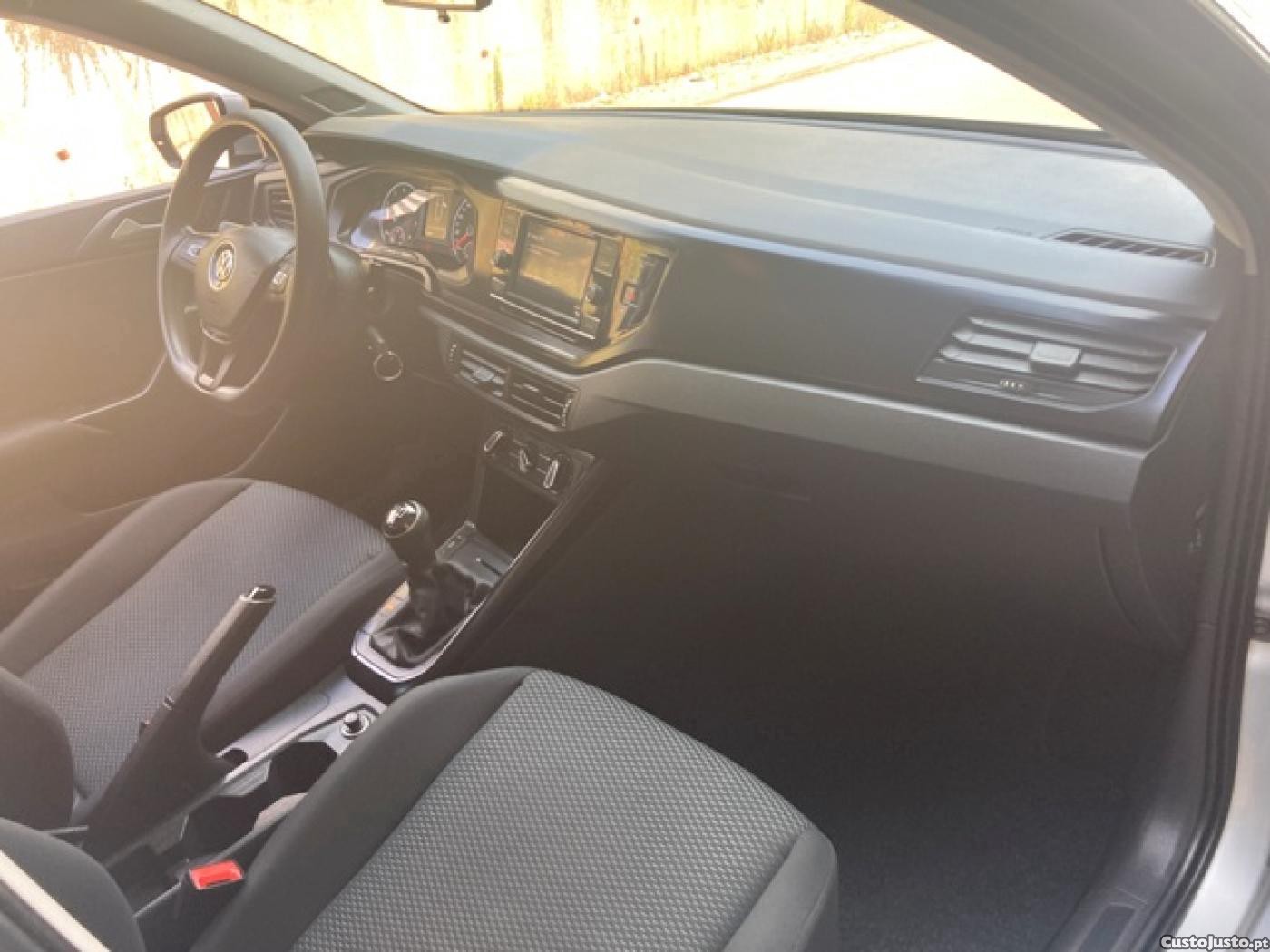Volkswagen Polo 1.0 Trendline — fotografia 3