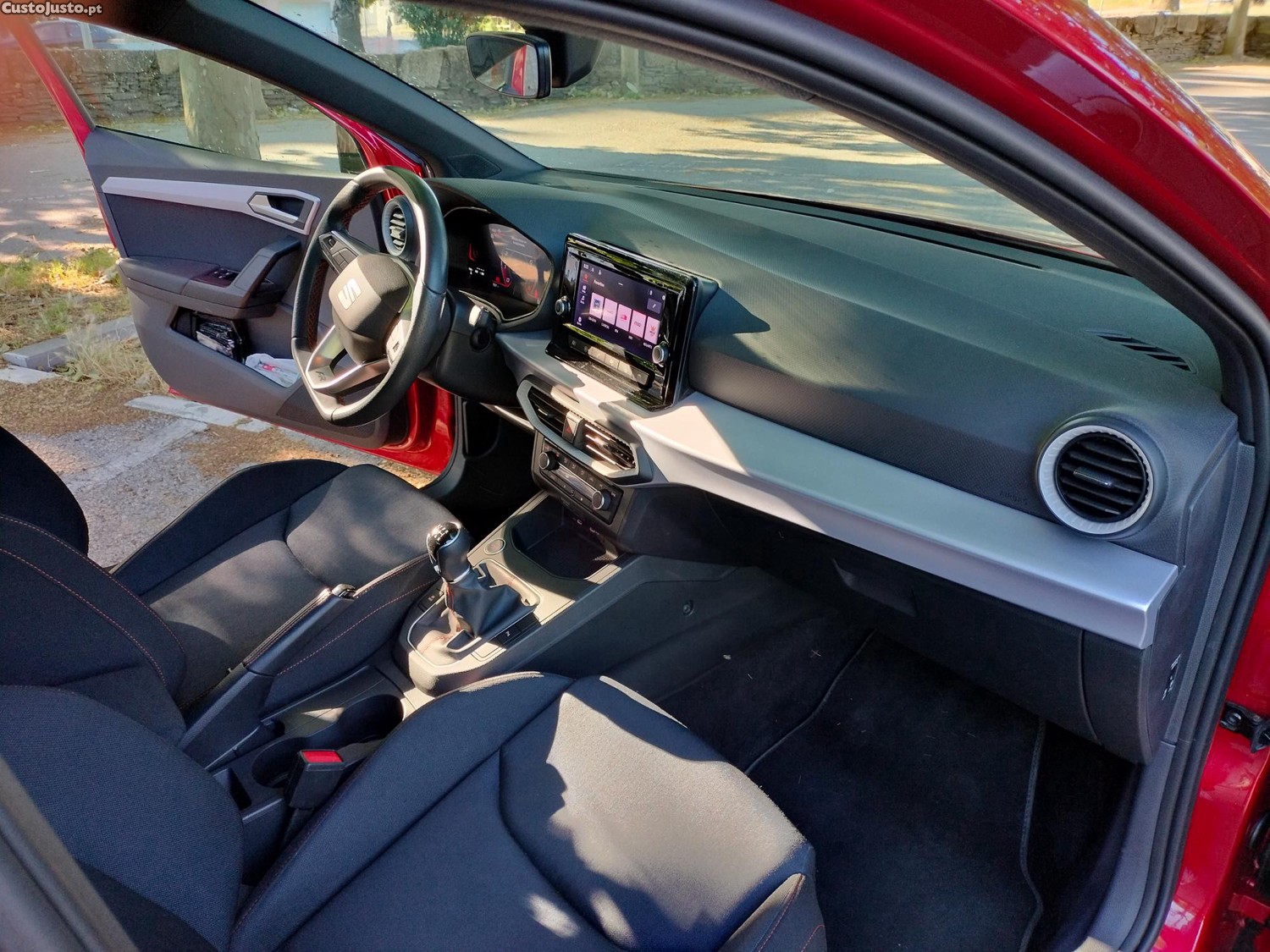 SEAT Ibiza 1.0 tsi 110cv fr — fotografia 3